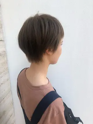 ショート カラー ヤマモト マイのヘアスタイル