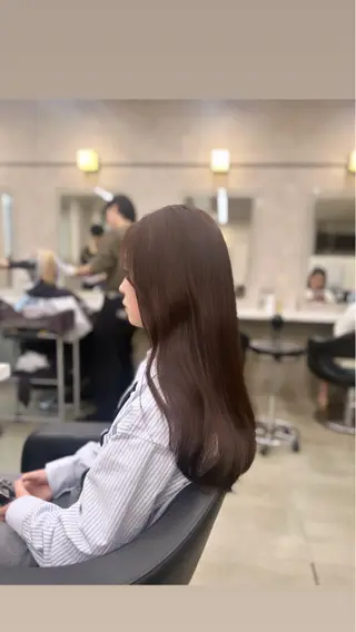 カラー 透明感ベージュ🤎 ナチュラルレイヤーのヘアスタイル