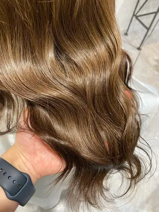 ロング 高橋 柊和のヘアスタイル