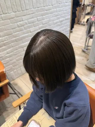 ミディアム カラー 🎨ハイトーン レイヤーカットやまとのヘアスタイル