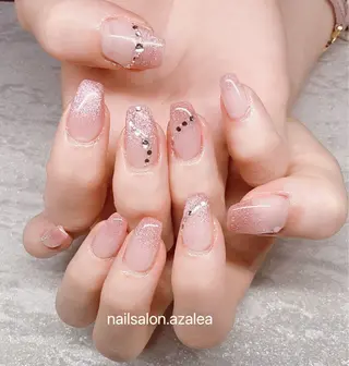 ネイル R inのネイルデザイン