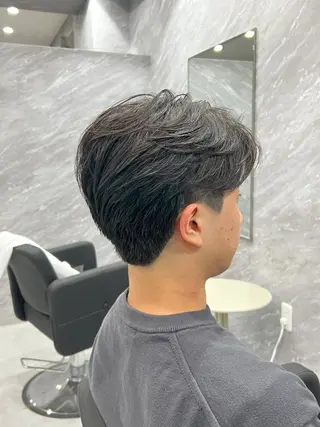 メンズ ulus kobe 藤枝大地のヘアスタイル