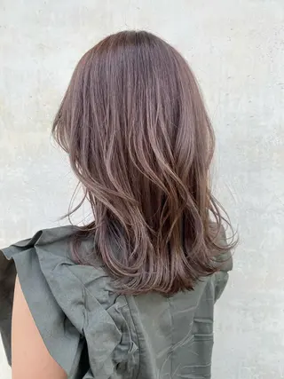 ミディアム カラー Kasuga Sayuriのヘアスタイル