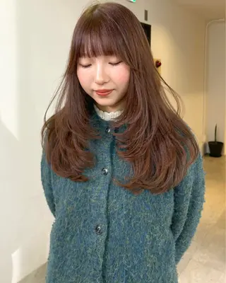 ロング カラー mizuki/ピンク ベージュ.レイヤーのヘアスタイル