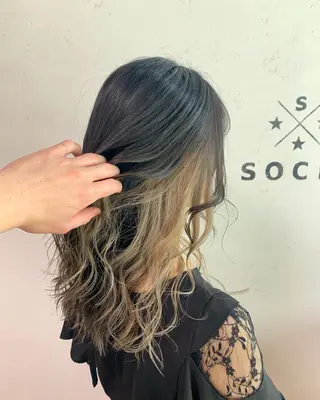 ミディアム 山﨑 大二郎のヘアスタイル