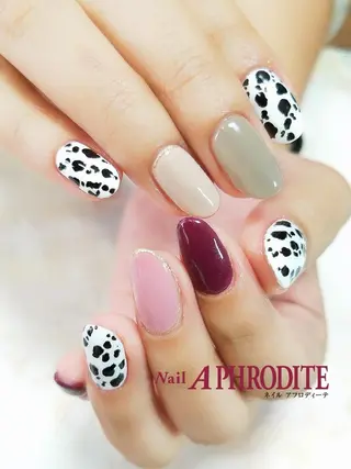 ネイル Nail  Aphroditeのネイルデザイン
