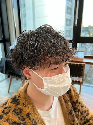 ショート パーマ メンズ 波巻きスパイラルパー マ/シャドウパーマ駿のヘアスタイル