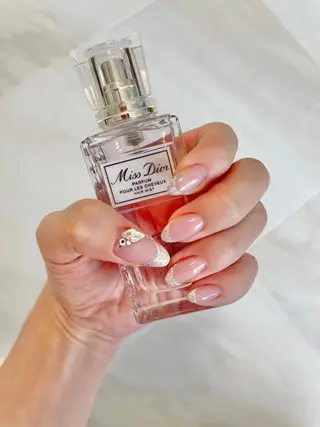 ネイル マツエク・マツパ アイブロウ Nail&eye Belire 新宿のネイルデザイン