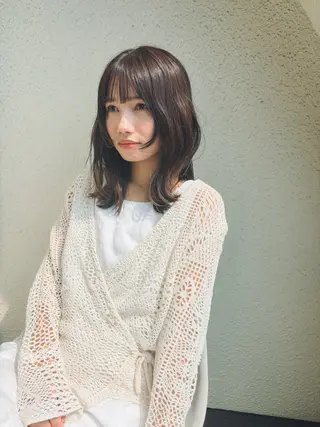 ミディアム カラー 【韓国レイヤー特化 ハッシュカット】のヘアスタイル