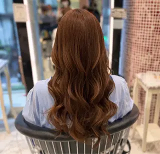 ロング パーマ コテ巻きパーマ💙 シノヤユイのヘアスタイル