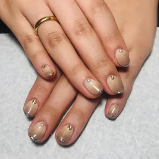 ネイル ECLAT エクラ所属・寺山 千鶴のネイルデザイン