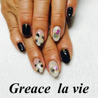 セミロング カラー パーマ ヘアアレンジ キッズ ネイル マツエク・マツパ Greace  la vieのネイルデザイン