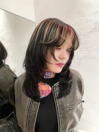 セミロング 船曳 亜海のヘアスタイル