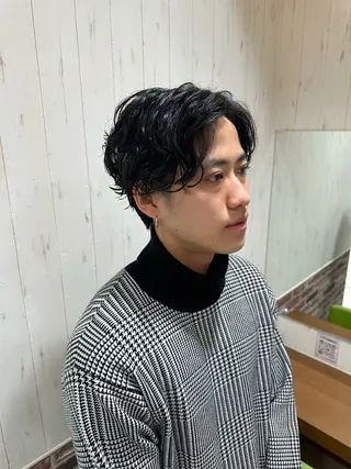 ショート パーマ メンズ 中嶋 紘夢のヘアスタイル