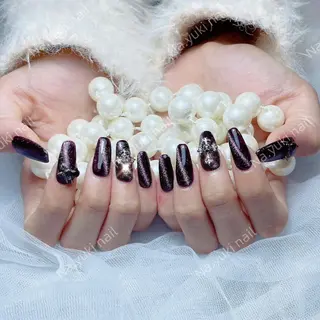 ネイル Queenie 🦋のネイルデザイン