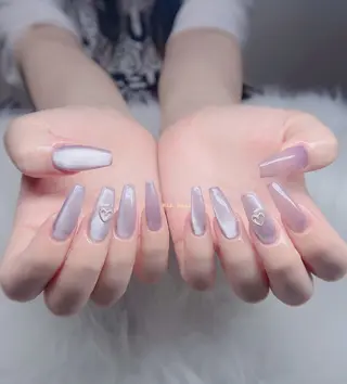 ネイル Hin Nailsのネイルデザイン