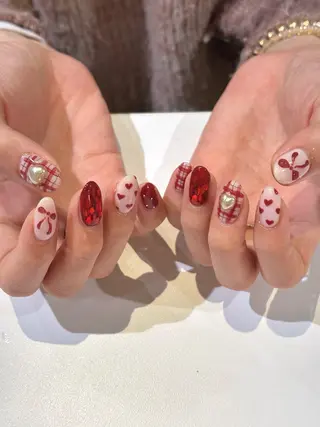 ネイル REINA .のネイルデザイン