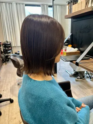 ミディアム カラー 井上 光のヘアスタイル