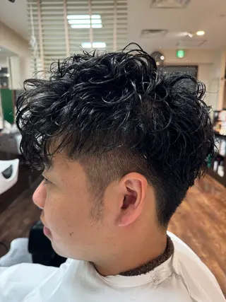 パーマ 有田 大輝のヘアスタイル