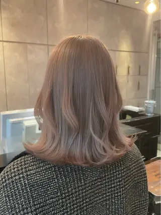 セミロング カラー ヘアアレンジ 🎀ハイトーン・艶 カラー HANA🎀のヘアスタイル