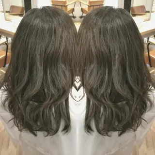 カラー ロング ばんの かすみのヘアスタイル