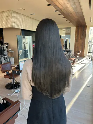 ロング カラー 瑞希 / GINZA assistantのヘアスタイル