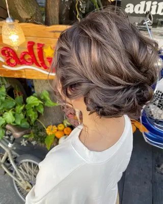 セミロング カラー 玉木 育実のヘアスタイル
