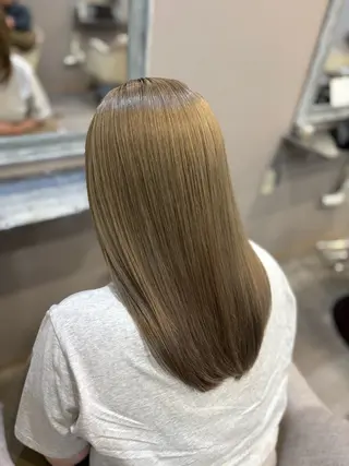 ミディアム レイヤー/透けカラー ✨KANAのヘアスタイル
