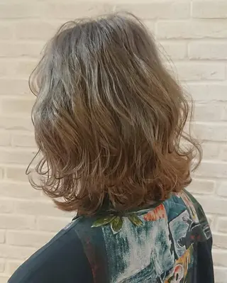 ミディアム カラー パーマ stylist YUKIのヘアスタイル
