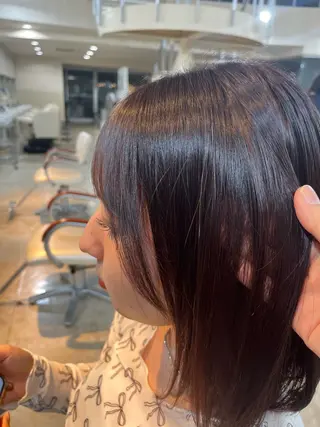 ミディアム 谷口 鈴音のヘアスタイル