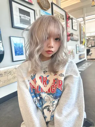 セミロング Hug👩🏼‍🦱 警固HIBIOのヘアスタイル