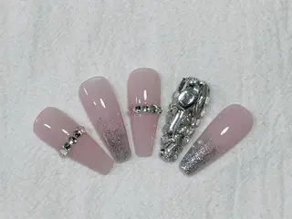 ネイル lucky nail 歌舞伎町のネイルデザイン