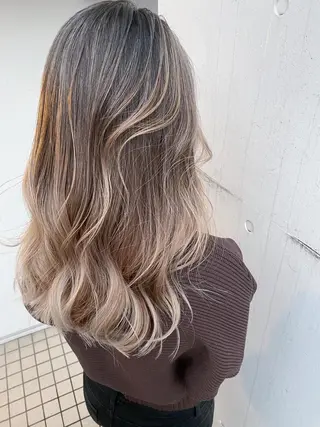 セミロング カラー パーマ ヘアアレンジ ✨ハイクオリティ✨ 山本香也のヘアスタイル