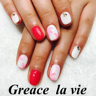 ミディアム カラー パーマ ヘアアレンジ ネイル マツエク・マツパ Greace  la vieのネイルデザイン