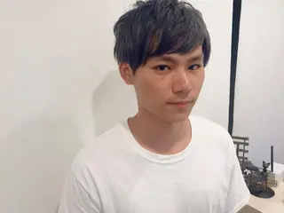 ショート カラー パーマ メンズ ちこ .のヘアスタイル