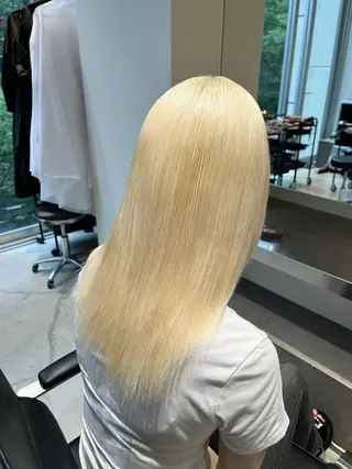 セミロング ハイトーン/髪質改善 ダブルカラー/名古屋のヘアスタイル