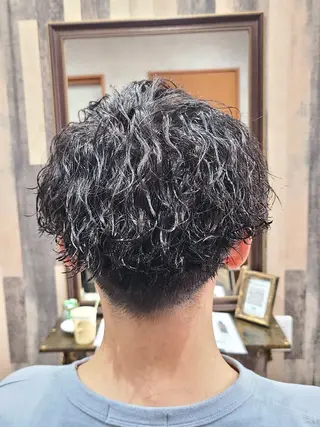 メンズ パーマ パーマ職人🔥/短髪 執行役員/YUTAのヘアスタイル