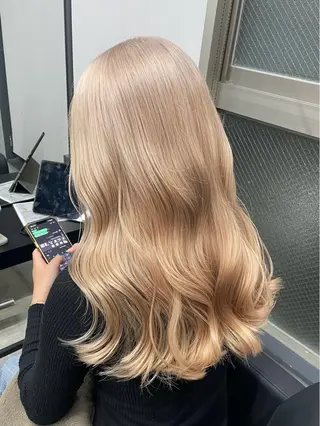 カラー りこ / リタッチ モデル様募集中🌟のヘアスタイル