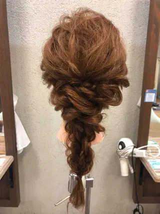 ロング ヘアアレンジ 阿部 美咲のヘアスタイル