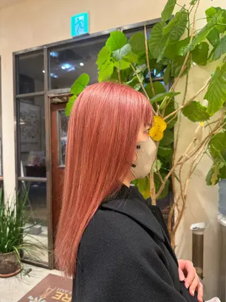 ロング カラー 安藤 来桃のヘアスタイル