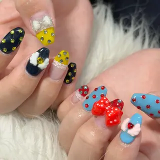 ネイル LAVISH nanamiのネイルデザイン