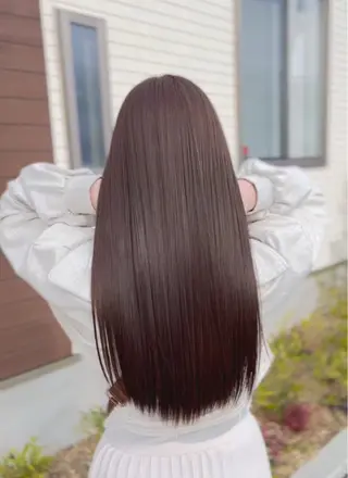 ロング 堀口 彩佳のヘアスタイル