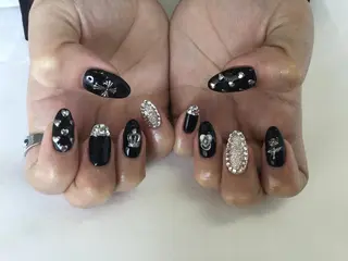 ネイル 💎🐰 saki. m 🐰💎のネイルデザイン