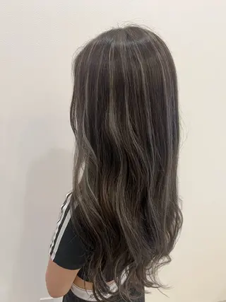 ロング 橋本 聖菜のヘアスタイル