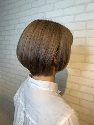 ショート カラー ✨艶髪✨透明感✨ 山内大樹のヘアスタイル