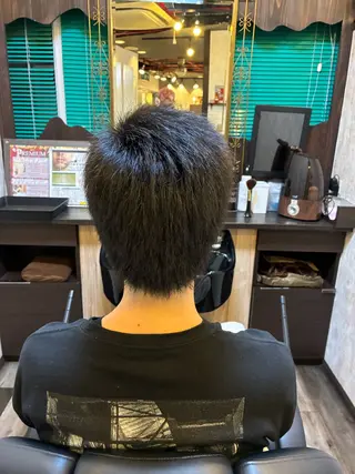 ショート 髪ing 武蔵関店所属・西原 健のヘアスタイル