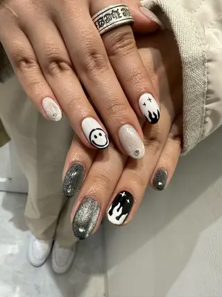 ネイル 個性派ネイル 🌼 ハルカ ♡の眉毛・アイブロウイメージ