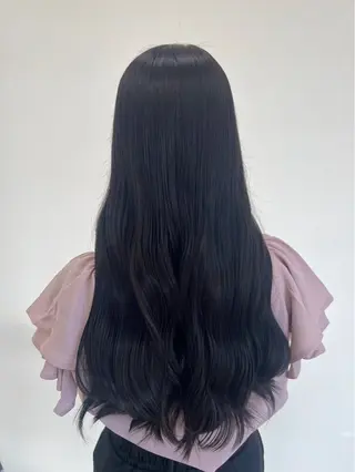 ロング カラー 尾崎 虹美のヘアスタイル