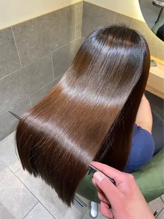 ロング カラー パーマ 【うねり/広がり/ 縮毛矯正】💟まなみのヘアスタイル