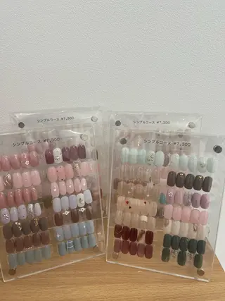 ネイル NAGISA🧁🎀 持ち込み⌇パラジェルのネイルデザイン